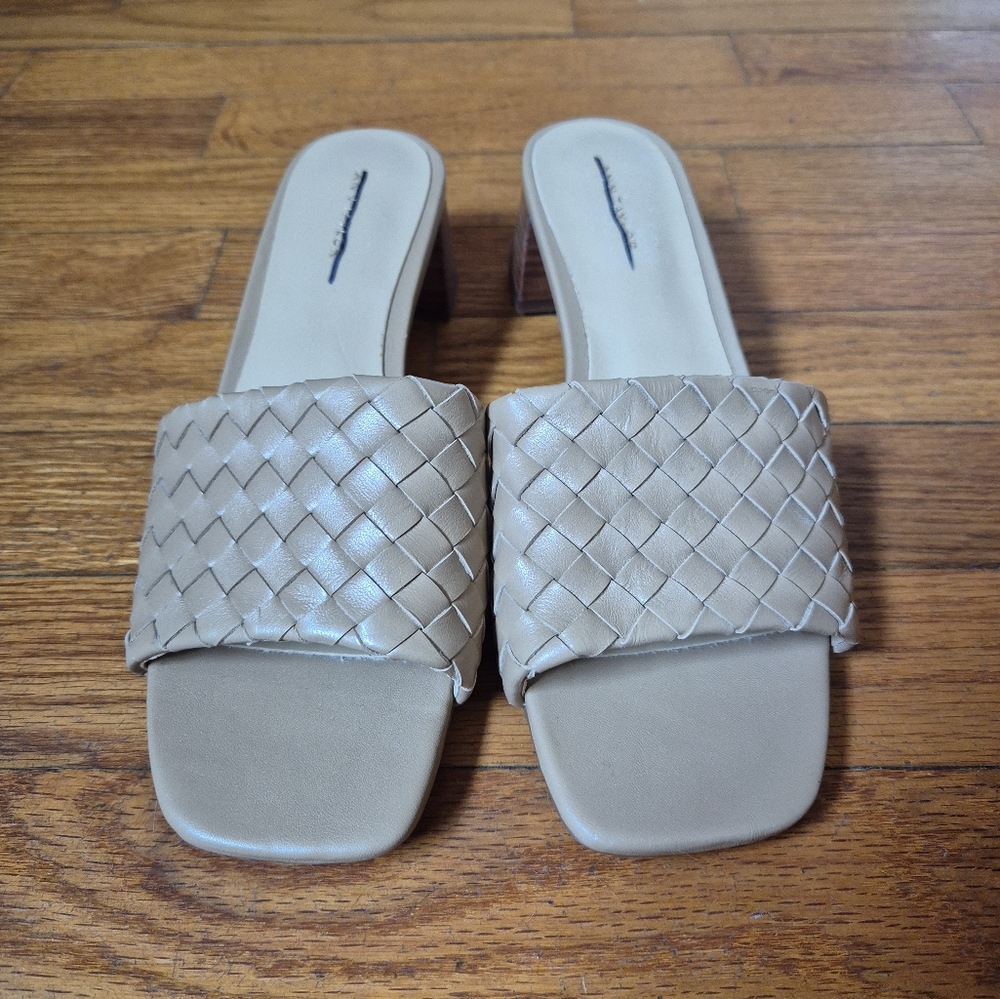 Woven Slide Sandals in Beige - Women - Picture 5 of 13